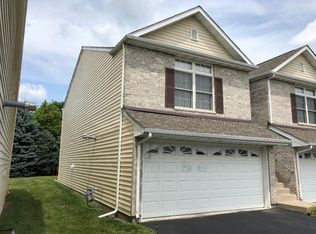 1503 Stonefield Dr, Dekalb, IL 60115