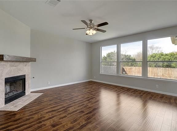 4th image of 8216 Tonkinese Dr