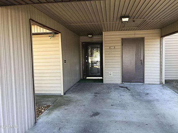 5th image of 7 Lakeshore Cir Unit 142