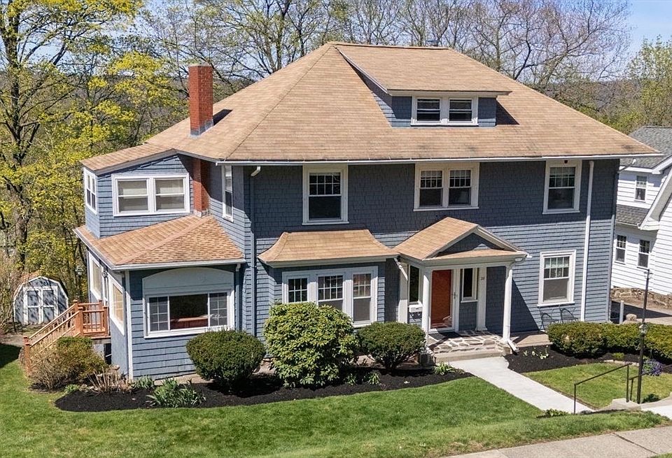 1st image of 28 Maplewood Rd