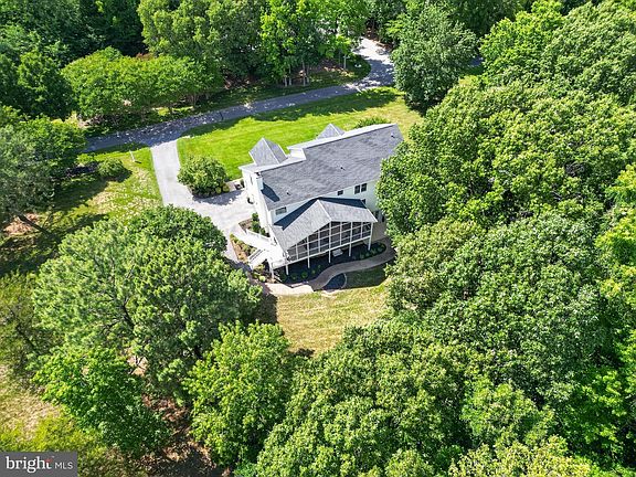 4th image of 22856 White Swan Way