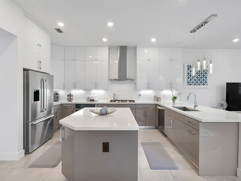 10585 Cobalt Ct — Photo 20