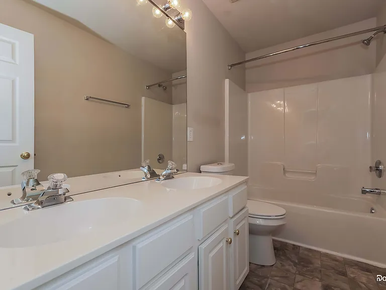 15118 Edindale Dr — Photo 14