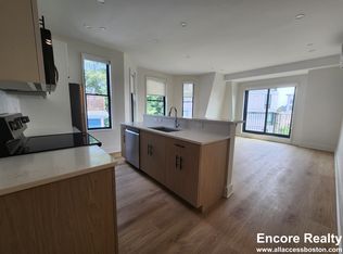 74 Bailey St #308, Dorchester Center, MA 02124