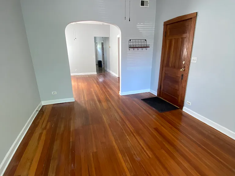 2326 N Sacramento Ave #1 — Photo 1