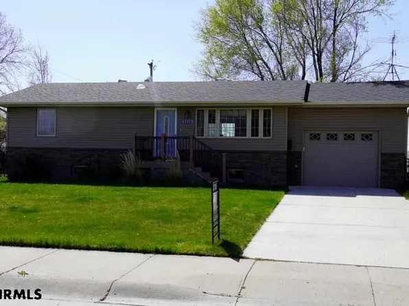 1414 Avenue P, Scottsbluff, NE 69361