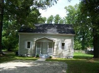 1716 Holland Rd, Suffolk, VA 23434