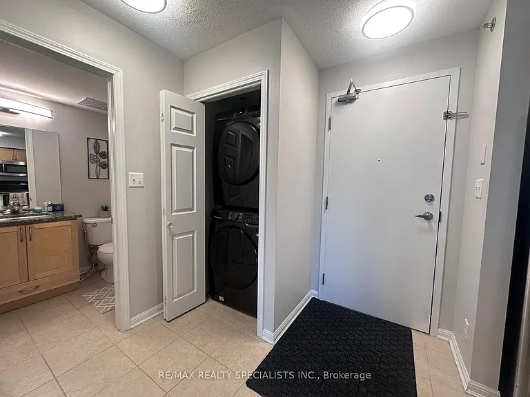 3070 Rotary Way #319 — Photo 16
