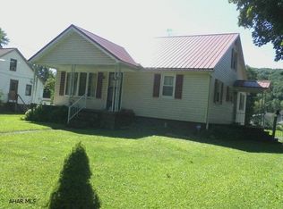 727 Puzzletown Rd, Duncansville, PA 16635