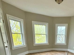 21 Barrett St #3, Fall River, MA 02724