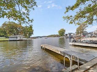 13 Benedict Dr, Lake Hopatcong, NJ 07849