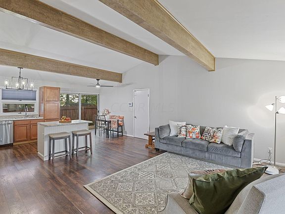 5th image of 400 Buckeye St