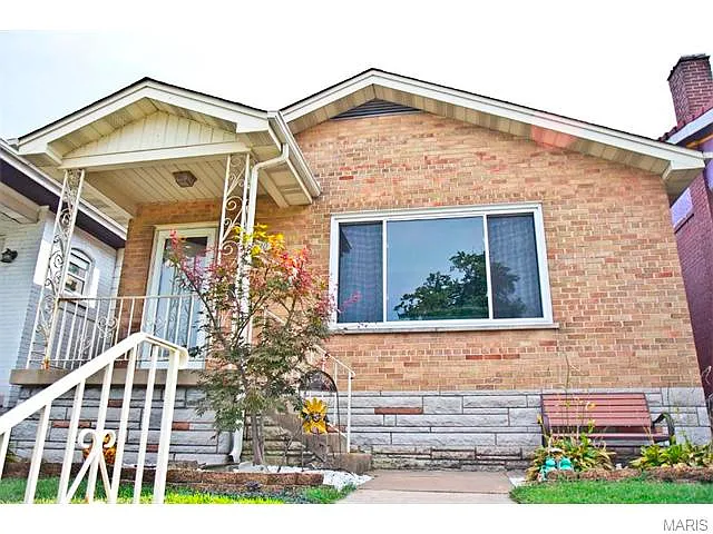 3720 Loughborough Ave photo 1