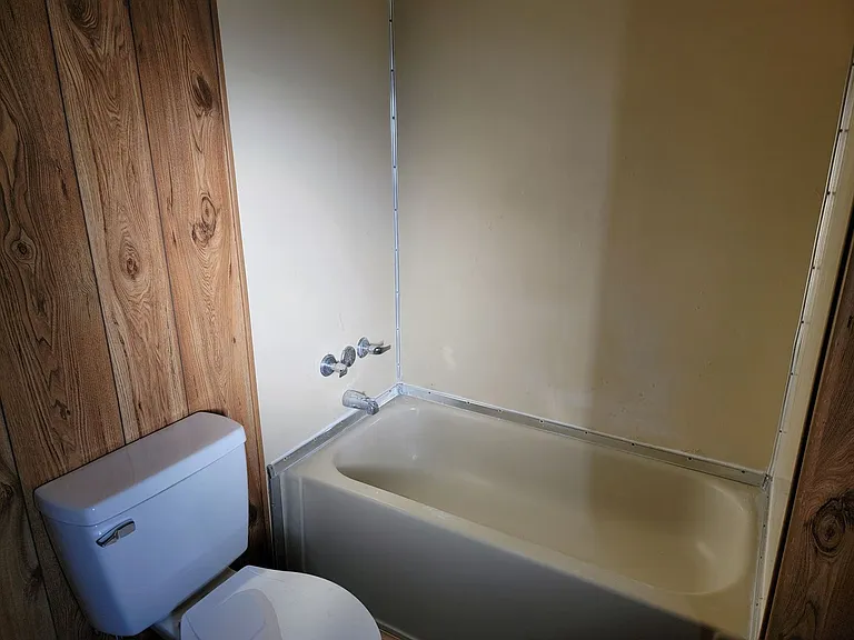 1692 Williams Dr — Photo 10