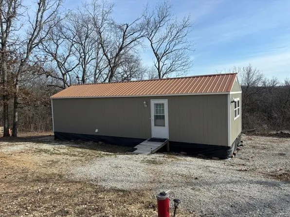 877 Watts Acres Rd, Robertsville, MO 63072
