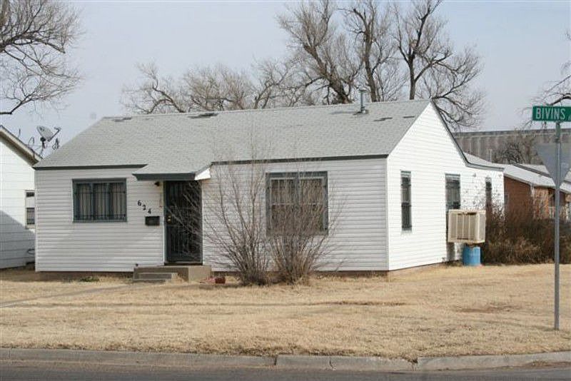 1st image of 624 N Bivins St