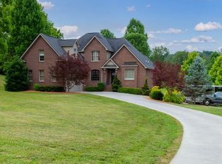 1138 Wahoo Valley Rd, Kingsport, TN 37663