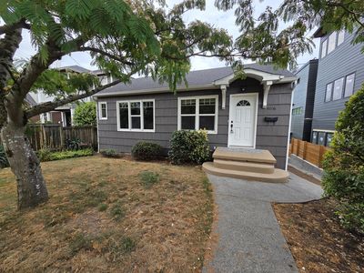 6016 35th Ave NE, Seattle, WA, 98115
