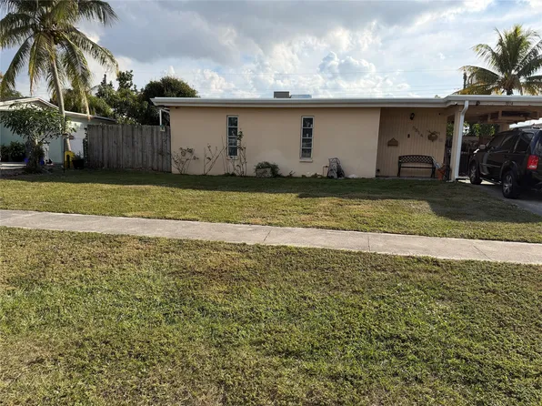 5814 Elder Drive, West Palm Beach, FL 33415