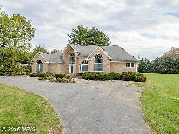 2nd image of 14105 Marian Dr