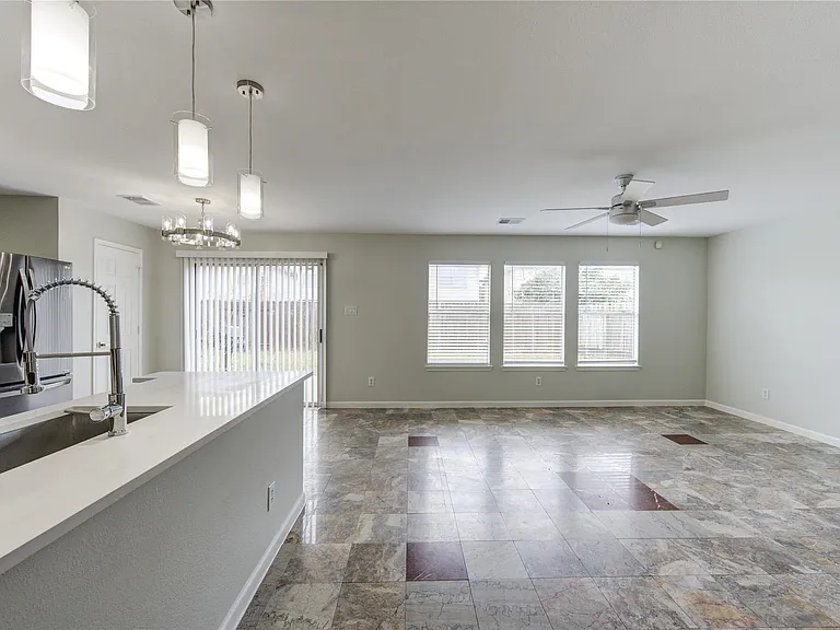 9611 Lasbury Dr — Photo 12
