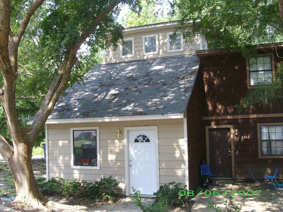 2nd image of 2844 Botany Pl
