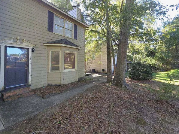 5192 Forsyth Rd, Macon, GA 31210