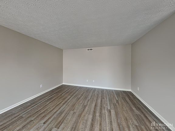 4th image of 5323 Sandwood Dr