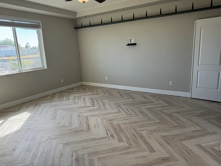 1820 E Madera St — Photo 9