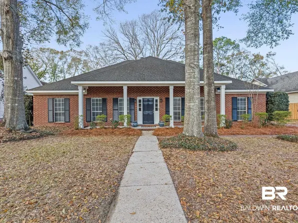 1112 Savannah Dr, Mobile, AL 36609