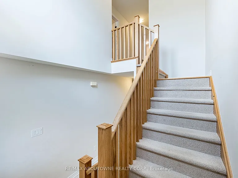 81 Pettitt Dr — Photo 22