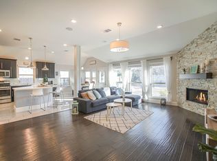 8146 Laughing Falcon Trl, Conroe, TX 77385