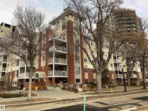 11716 100th Ave NW #305, Edmonton, AB T5K 2G3