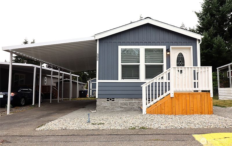 2nd image of 1111 Archwood Drive SW #395