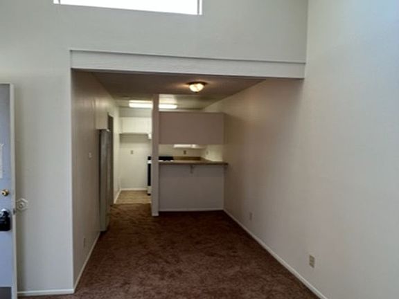 3rd image of 450 Pajaro Ave APT 10