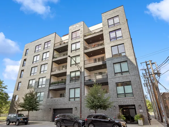 650 N Morgan St APT 401, Chicago, IL 60642