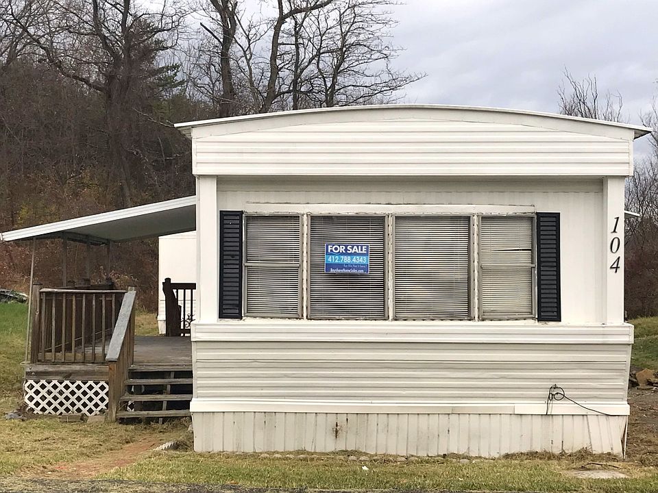 2nd image of 104 Country Club Dr
