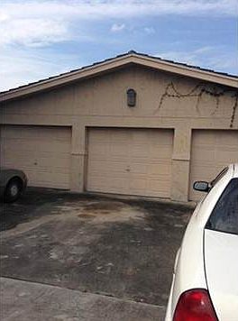 3rd image of 475 NE 8th Ave