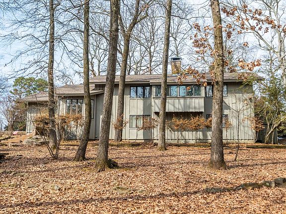 5th image of 611 Birchbrook Rd