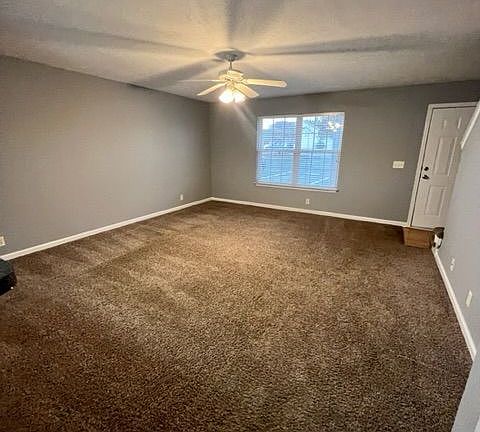 3rd image of 225 Indian Park Dr