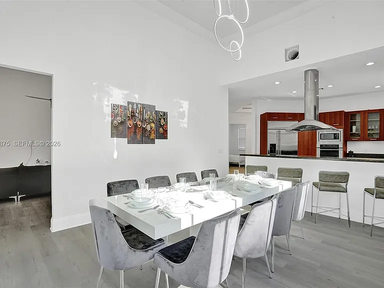 1207 SW 21st St — Photo 13