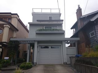 1328 44th Ave SW, Seattle, WA 98116