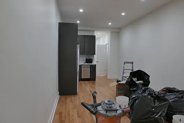 Rented by Urban Real Estate Property Group Inc | media 12