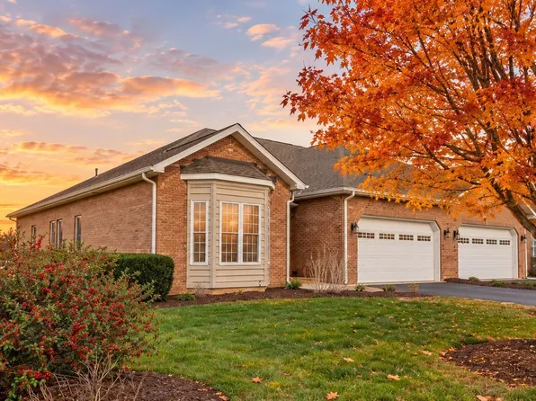 320 Petros Dr, Waynesboro, VA 22980