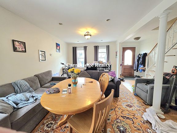 4th image of 3 Gore Street Pl #T
