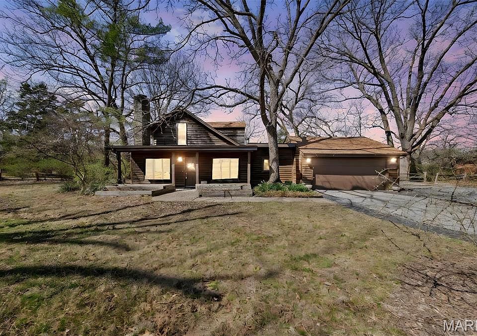 1st image of 1111 Basswood Ln