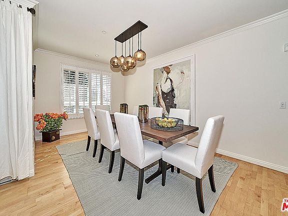 2nd image of 4925 Wilshire Blvd #38
