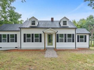 134 Mitchell Farm Rd, Statesville, NC 28625