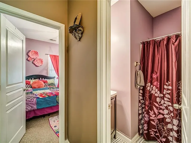 224 W Marietta St — Photo 13