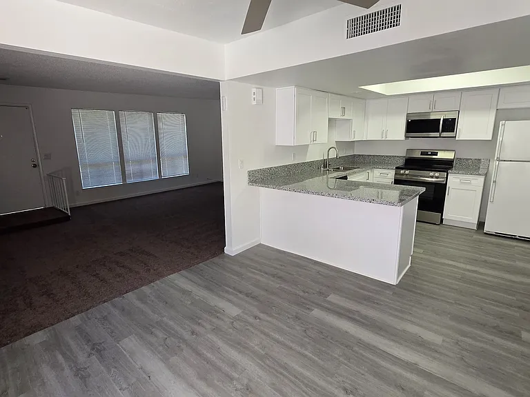 3768 Decade St — Photo 3